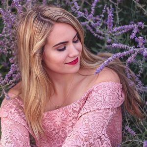 Meet your Posher, Arabella